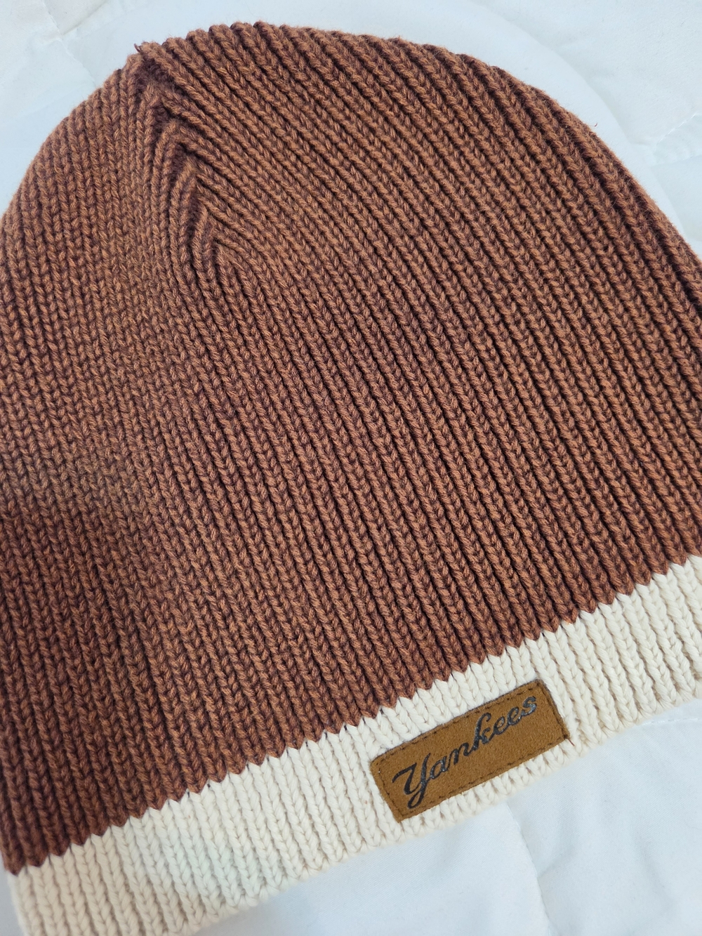 Men’s Yankees Two-Tone Brown & Cream Knit Beanie Vintage New Era 100% Cotton